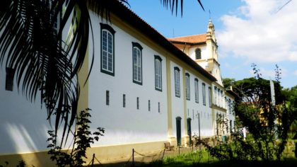 Museu de arte Sacra de São Paulo construído com taipa de mão