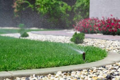 Com a automação residencial, a irrigação pode ser automatizada